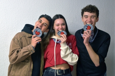 Els ballarins Leandro Afonso, Alba Sánchez i Edgar Vidal, segons classificats del Campionat d'Espanya Hip Hop International, a la categoria MegaCrew.